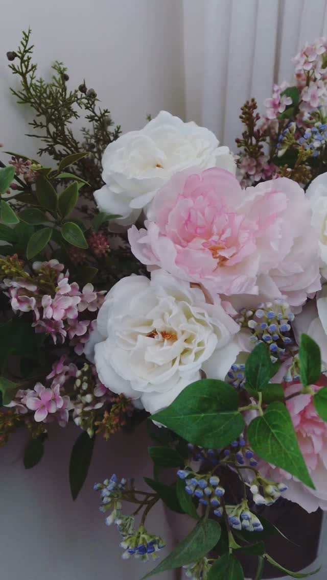 There may still be snow on the ground, but inside, spring has officially sprung! 🌸🌷
.
.
.
.
.
.
.
.
.
.
.
.
.
.
.
.
.
.
.
.
#homesweethome #florals #decor #springtime #flowers #peonies #flowerstagram #blog #blogger #homedecor #homedesign #flower #cottonstems #lilac #floral #flowerbouquet #homedecoration #fyp #spring #flowerarrangement #floraldesign #eucalyptus #fauxplants #fauxflowers #homestyling #bouquet #floralarrangement #englishgarden #bouquetofflowers #springflowers