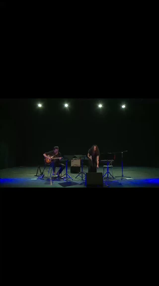 'Fado Português' Filipe's intro live for @antena2rtp