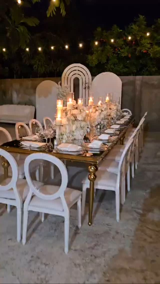 Kerry’s 40th birthday celebration in Jamaica 🇯🇲 with close friends and family 🥰. If you’re in need of luxury rentals in Jamaica 🇯🇲 please contact @luxeventdesignja she’s absolutely amazing! Top notch service! Large photo printing by @narsuegraphics Design, & balloons by @luvdecorrentals #partyrentalsatlanta #luxuryeventrentals #georgiaeventplanner #40thbirthdayparty #allwhiteparty #georgiaeventrentals #luxuryevents