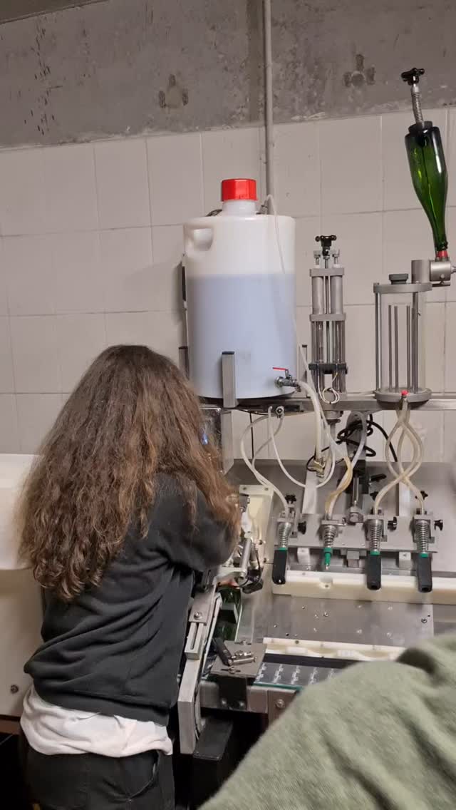 See this machine? This is how we make Champagne, from dry to sweet.
#toursinchampagne
#tourwithlocals
#besttours #winetours #champagne #champagneexperience 
#champagnelover #champagnelovers
#champagneaddict #champagne
#private #privatexperience #honeymoon #champagnesecret #champagnemoments #champagneprivateexperience #luxurychampagne #finechampagne #champagneguide #champagnelife  #champagnetasting #winelover #winelovers #winetasting  #wineblogger #winedestination #winetravel #winetraveler
#thechampagnewineclub #champagneluxurytrip