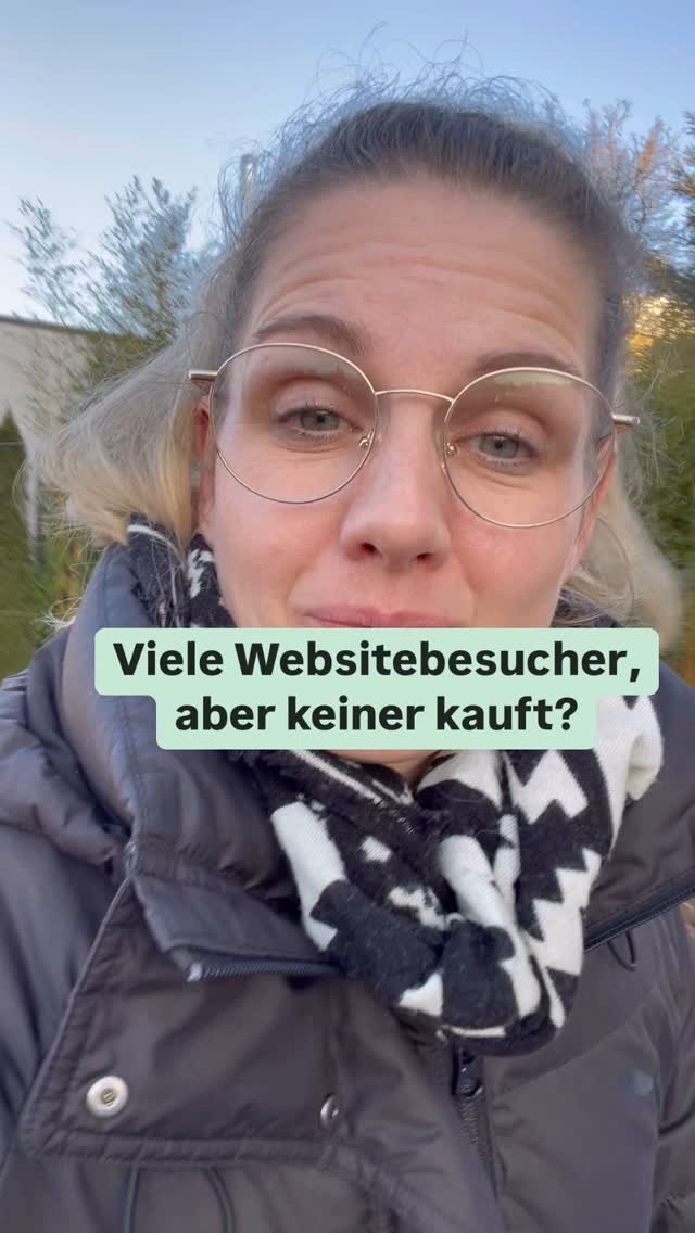 Triggerwarnung: Wenn du jetzt deine Website genau anschaust, wird dich ein Gefühl von *Ach nö…* überkommen. 😵💫
🫣 Ach nö, muss ich die jetzt etwa nochmal komplett umschreiben?
🫣 Ach nö, ich hab doch schon so viel Arbeit reingesteckt!
🫣 Ach nö, ich hab doch so viele wichtige Infos drauf – soll ich die jetzt löschen?
Ja, diese Gedanken sind nervig. Aber lass mich dir etwas sagen:
Stell dir vor, deine Website wird zum Gamechanger für dein Business. Menschen kommen auf deine Seite und wissen sofort, dass sie hier richtig sind. Sie scrollen nicht einfach nur – sie klicken. Sie buchen. Sie wollen mit dir arbeiten, weil alles glasklar kommuniziert ist.
Deine Website wird vom hübschen Online-Schaufenster zu einem mächtigen Tool, das Kunden anzieht, Vertrauen schafft und Verkäufe generiert – rund um die Uhr.
Das ist es, was passiert, wenn du den Fokus auf nur EINE klare, kraftvolle Call-to-Action legst.
👌🏻Nicht mehr ablenken, sondern leiten. Nicht mehr hoffen, sondern Ergebnisse erzielen.
Dann wird aus dem ach nö, ganz schnell ein “lass uns nochmal loslegen” 🤩
Also, worauf wartest du? Wenn du willst, dass deine Website performt und dir die Kunden bringt, die du dir wünschst, dann schreib „Ran an den Speck“ in die Kommentare – und ich zeig dir, wie’s geht! 🚀✨
POSITIONIERUNG
BUSINESSAUFBAU
ONLINEBUSINESS
COACHINGFUERFRAUEN
CONTENTPLAN CONTENTSTRATEGIE
ONLINE KUNDENGEWINNUNG
BUSINESSSTARTEN
MEHR KUNDEN
#Positionierung #Businessaufbau #onlinebusiness #coachingfuerfrauen