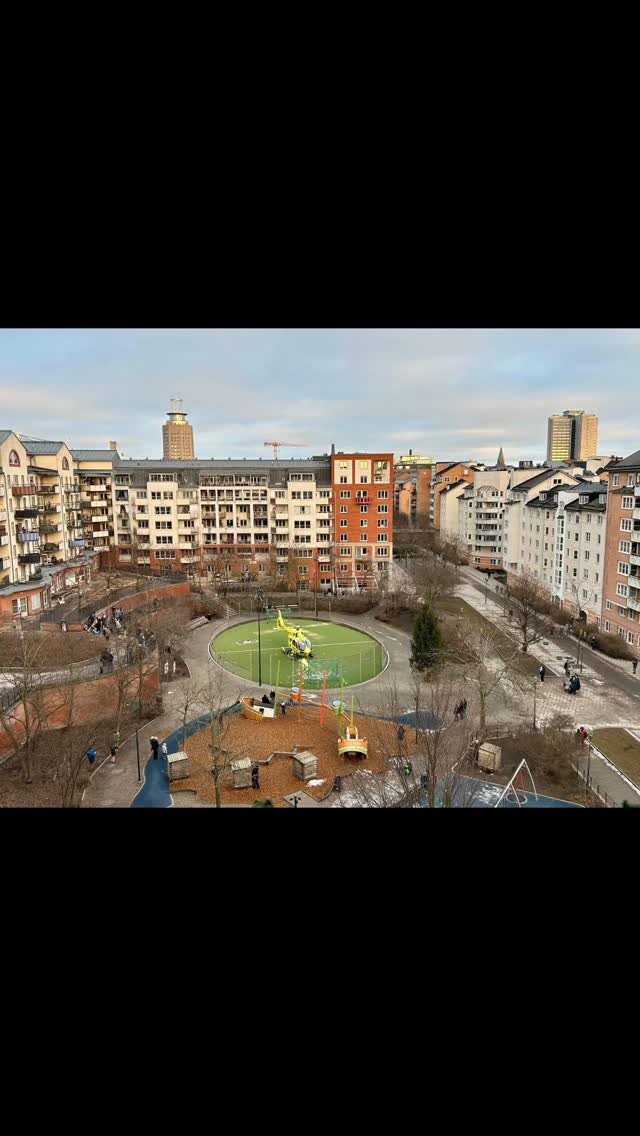 Vi hade besök av en helikopter i helgen.