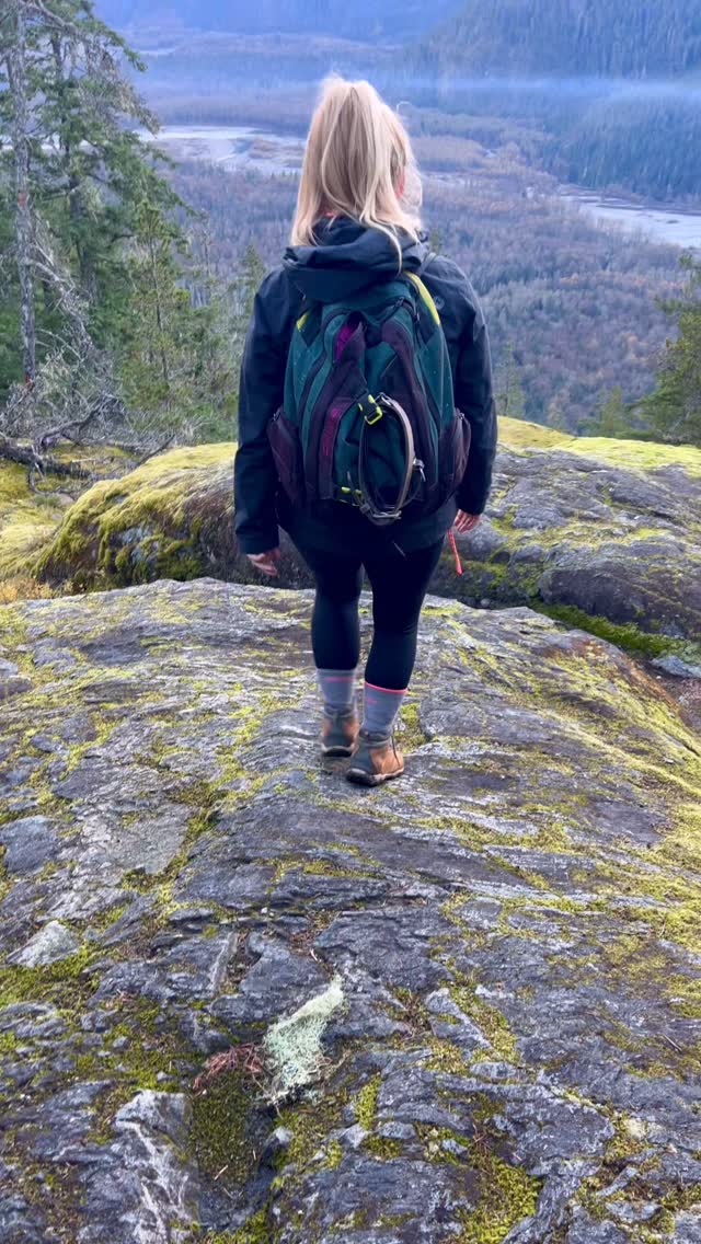 True story 😂✌🏼
#girlswhohike #beautifulBC #getoutside #overlandtravel #exploremore #overlandlife #hikingadventures #exploreBC