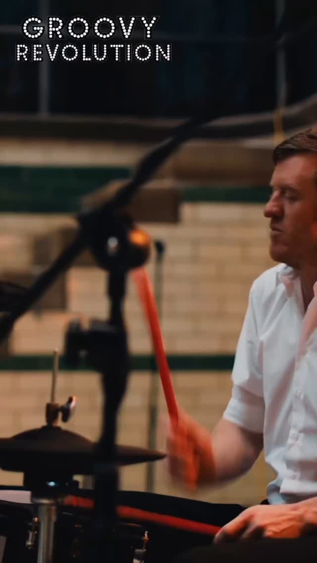 📣Announcement 📣
Great to finally introduce our new line up option - 6 piece band!! including Saxophone 🎷
Visit groovyrevolution.com now for the full video
Massive thank you to @lawsonfilmsuk for filming us / @lightechltd for the Pickle Patt lighting / @andy_murphydj for the drone footage 🫶🏻👍🏻
#partyband #weddingband #sax #proudmary #livemusic