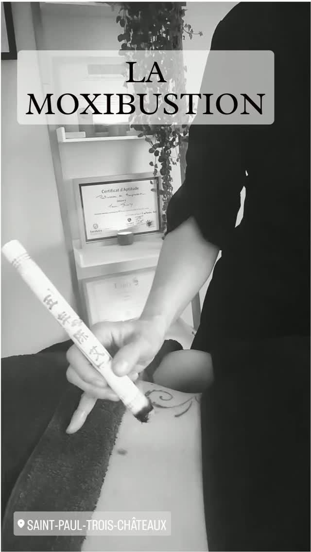 #moxibustion #moxa #armoise #medecinechinoise #aucreuxdessens #bienetre #douleurdedos #reglesdouloureuses #fatigue #froid #endometriose #troublesgynécologiques #defenseimmunitaire #vitalité #chaleurdouce