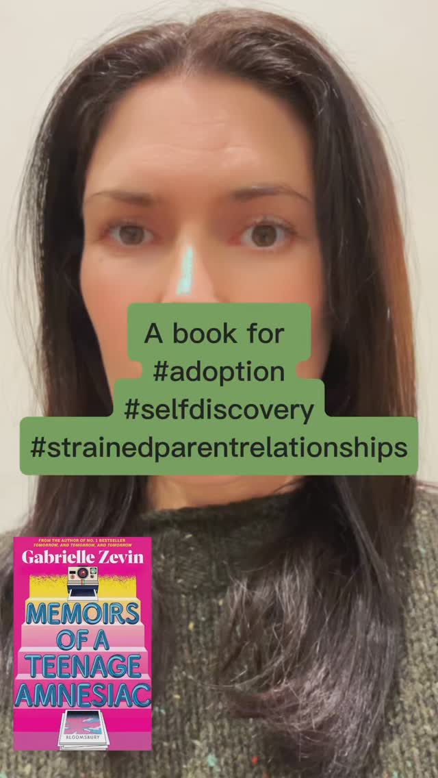 Memoirs of a Teenage Amnesiac by @gabriellezevin A book for adoption, strained parental relationships and self discovery. #yabooks #yareadersofinstagram