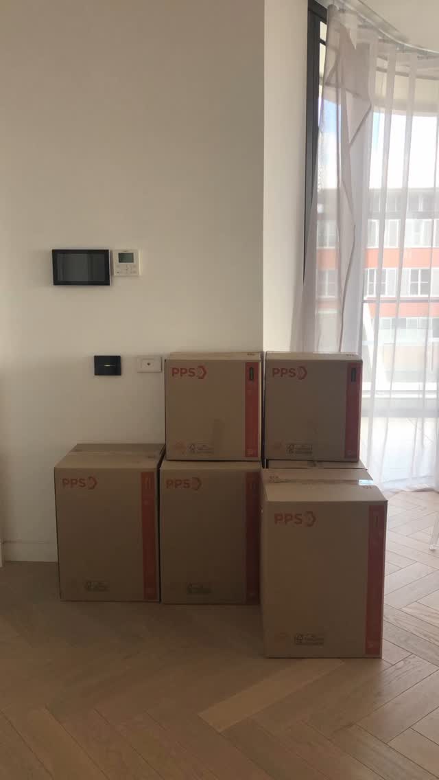 Packing up a home is never just about the boxes—it’s about the memories, the little moments, and all the love that’s been in these walls. 💛
It’s bittersweet, but you will be ready for the next chapter.
Here’s to new spaces, new beginnings, and making more memories along the way. 📦✨