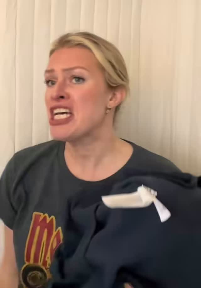 5/52 “Shameless”
.
.
.
So this year I’ve set myself the goal of posting (at least) one performance piece a week. I’m a voiceover artist and actor and I just love acting. This is a great way to practice and to hold myself accountable.
Progress not perfection.
These performances may be off book, others will be with a script (like this one). I’m hoping to add some animation dubbing to the mix and maybe some duolgues too!
Let me know if there’s anything I should try!
#voiceactor #britishactress #shameless #monologue #actor #jenlawtonhunt #fyp