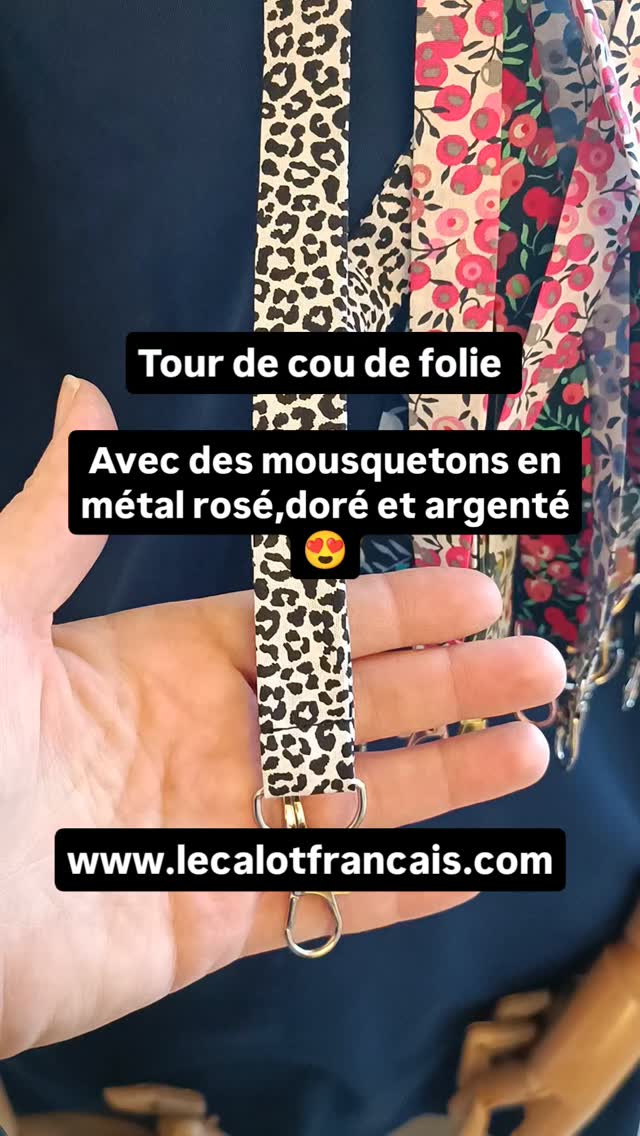 Des mousquetons en métal rosé, doré et argenté, rotatif à 360 degrés pour nos tours de cou 😍
www.lecalotfrancais.com
#aidesoignante #nurse #iade #chirurgien #ide#infirmiere #dentaire #veterinaire #ibode #as#assistantedentaire#eide#madeinfrance🇨🇵