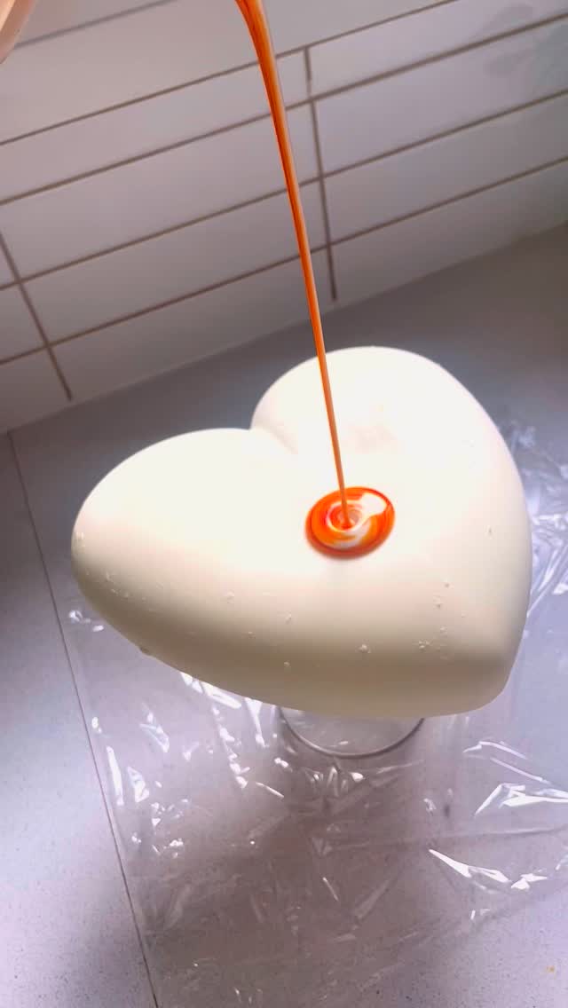 Celebrate the season of love with this Mango Entremet 🥭