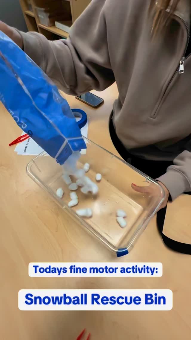 Build fine motor skills with this fun snowball activity! Perfect for strengthening little hands while engaging in winter-themed play! #aba #bcba #centerbasedlearning #lifeskills #learningthroughplay