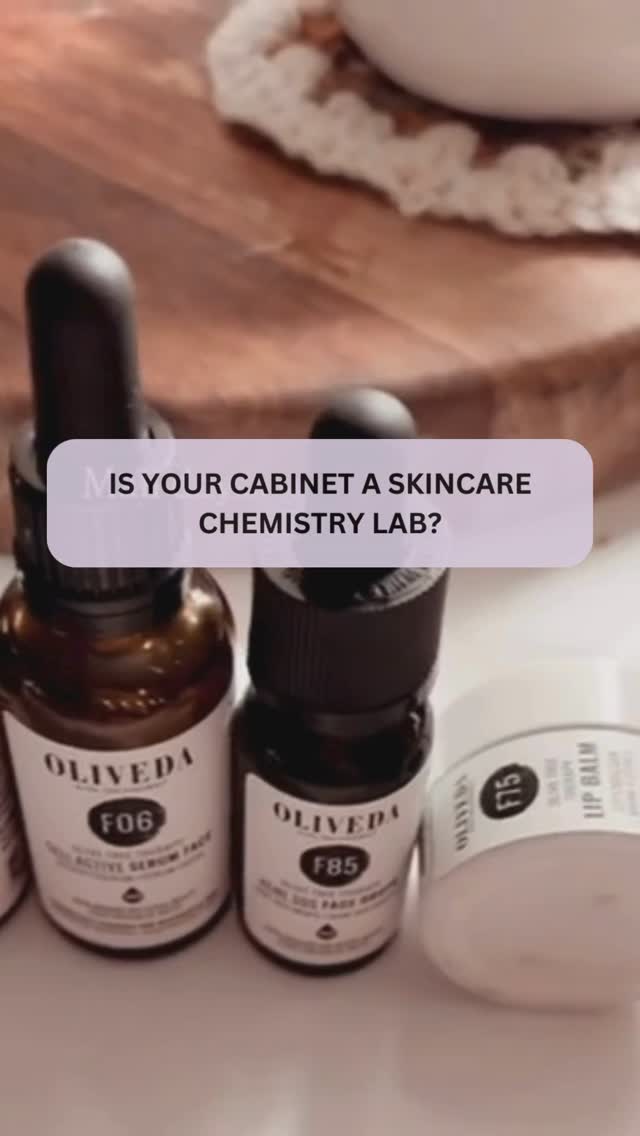 Too many bottles? Let’s fix that!
Drop a “LAYERING” ⬇️ , and I’ll send you my easy skincare layering tool!
If your bathroom cabinet looks more like a chemistry lab, you’re not alone. Too many products, too many steps, and no idea what goes where? I’ve got you!
The right skincare order matters, so your products work better and your skin gets more benefits. No more guessing, no more wasted products. Just a simple, effective routine that actually works.
.
.
.
.
.
#skincareroutine #skincaresimplified #minimalistskincare #layeringskincare #skincareoverload #skincareforwomen #healthyskintips #midlifebeauty #glowup