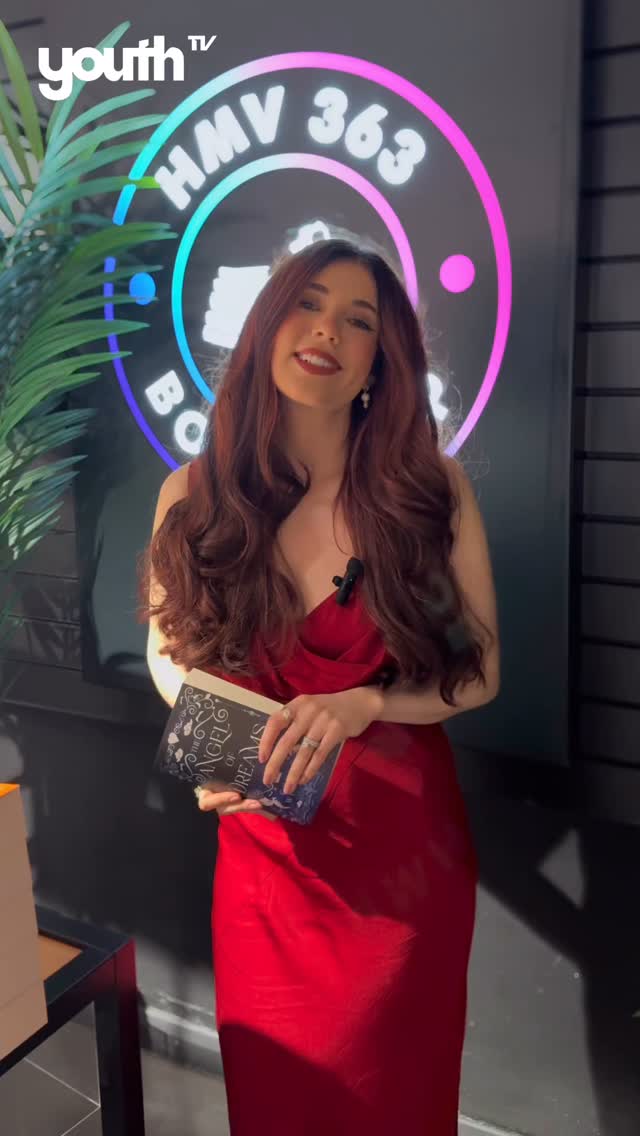 We had the amazing opportunity to interview Chloe Westley for her book launch event at oxford streets HMV 📚📸
Book: The Angel of Dreams
#hmv #bookevent #theangelofdreams #book
#youthtv #media #interview #bts #explore #fyp