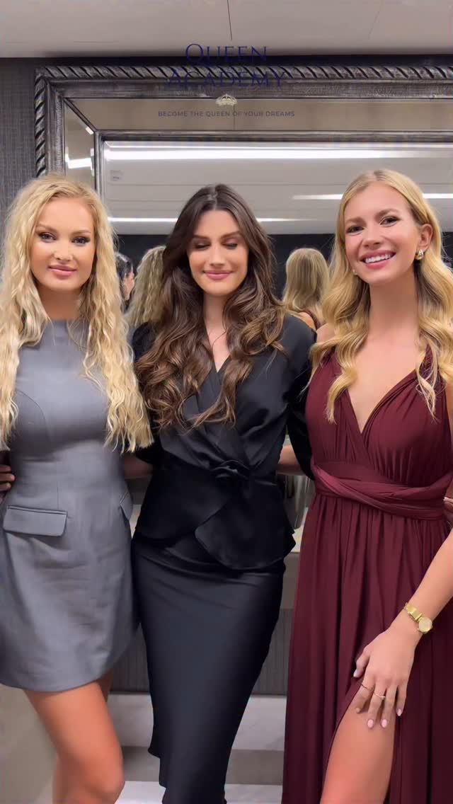Queen Academy Workshop in Bahrain with the participation of @marianabeckova for the stunning Top 10 finalists from Miss Czech Republic! 🇨🇿💫
Thank you my Queens and @missczechrepublic 🫂❤️