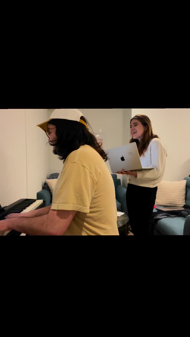 Flowers 🌺 from Hadestown
#singersongwriter #music #singer #song #coversong #musictok #fyp #cover #hadestown #hadestownmusical #broadway #musical