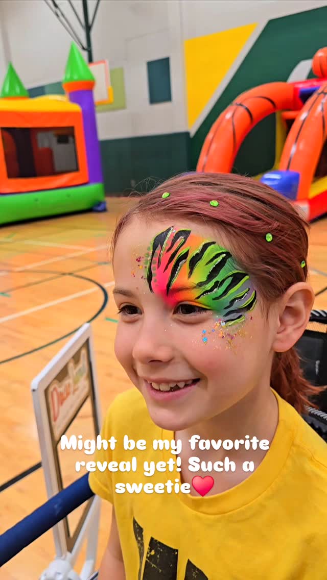 Rainbow tiger face painting on this awesome little lady over the weekend!
#facepainting #facepaintingtiger #bodyart #bodypaint #bodybling