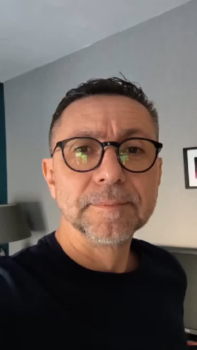 Bonjour à tous, voici un petit message adressé aux futurs mariés et donc, voici un petit rappel pour rappeler que nous ne sommes pas des entreprises affiliées au cac 40.
Quand vous faites une demande de devis et que le prestataire vous fait en retour un devis personnalisé, même si l'offre ne correspond pas à vos besoins ou à votre budget, faites un petit retour cordial, ça ne coûte rien à part 2 minutes de votre temps et ça fait grandement plaisir. C'est aussi simple que dire : bonjour, au revoir, merci ou s'il vous plaît 🙏☕
Vos avis sont les bienvenus🙏
#photographemariageparis
#prestatairemariage #devismariage #futursmariés #evenementiel #mariage #mariée #plaquettetarifaire #traiteurmariage #weddingplanner #floraldesign #dj #officiantedeceremonie