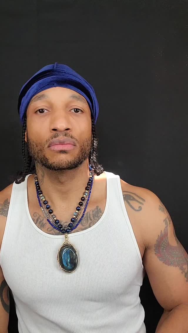 Message To The Chosen Ones On A Mission 2025=9...(Part 2)
#thesacredtree #welcometothekingdom #stardustjewelry #starsteppers #chosen #ones #message #soultribe #vibes #love #eternal