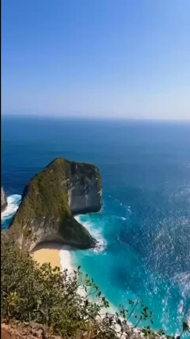 Aquelas lembranças que ficam para sempre đ„° Viajar recarrega a bateria da alma. Viajar pra Bali entĂŁo⊠certeza que vocĂȘ volta uma pessoa diferente pra casa.
@tay_af_ e @m.juniorlife que delĂcia que foi ter vocĂȘs aqui com a gente. E obrigada por esse vĂdeo lindo da experiĂȘncia đ„°
#brasileirosembali #brasileirosnaindonesia #brazucasembali #destinosimperdiveis #viajandopelomundo #mulheresviajantes
