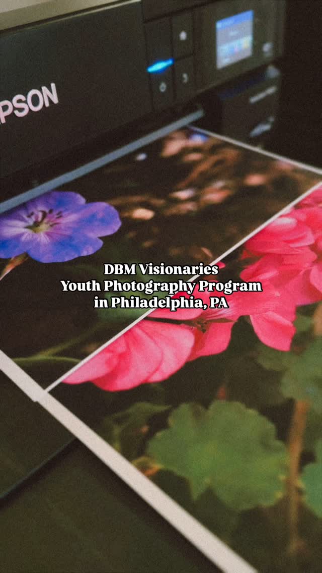 ✨Special thanks to visual artist @jae_martin for letting our students print their photos with his printer so they can witness the process with their own eyes! We’re forever grateful! 📸✨
- - - -
🌟 Do you have a preteen/teen interested in photography? Sign them up for our Spring 2025 Youth Photography Program! With our continuous partnership with @urbanartgallery, we’ve been able to provide free youth photography programs for the past 2 years! 🎉🌟
✅ Duration: 10 Weeks on Saturdays
✅ When: March 8th - May 17th (Showcase: May 24th)
✅ Where: @urbanartgallery
✅ Registration Timeline: February 1st - March 1st
✅ Limited Spots Available!
📹 Information Session on Sat, Feb 8th (via Zoom) - RSVP today! 📣
‼️ DISCLAIMER: Students are credited when viewing each photo individually on our website ‼️
💻 Subscribe to our newsletter (Link in Bio)! 🌎
•
•
•
#DBMVisionaries #DisturbrianaMedia #UrbanArtGallery #Spring2025 #YouthPhotographyProgram #LimitedSpots #CaptureYourPassion #EnrollNow #PhotographyClasses #PhillyPhotographers #YouthPhotographers #AspiringPhotographers