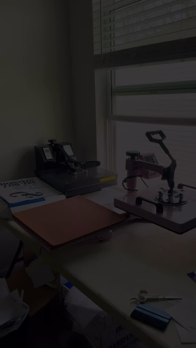 Let us know if you’re going to join us Feb 8th! 🍓✨🤍