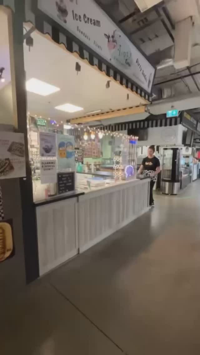 Come try our new Affogato Italian Hot Chocolate for YYC Hot Chocolate Fest! #yycicecream #boozy #freshandlocalmarketandkitchens #yycicecream #yychotchocolatefest #yychotchocolatefest2025