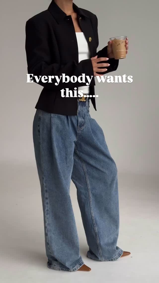 It can feel like your health is falling apart when you hit your 40’s but it doesn’t have to be this way.
Download my free guide to a happy, healthy menopause (Link in bio) and start feeling better and shining brighter 🌟
Michaela x
#menopause #perimenopause #health #nutritionist #womenover40 #womenover50 #womenover60
#functionalmedicine #hormones #hormonebalance