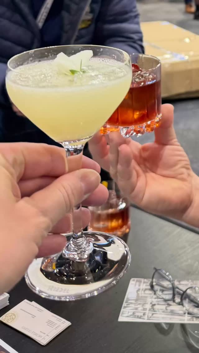 WINE PARIS 2025 🥂
Continuer de dénicher vos découvertes de demain 🤩
Avec ou sans alcool !
#byjoytraiteur #byjoy #catering #traiteur #sainttropez #sttropez #frenchriviera #traiteursainttropez #traiteursttropez #event #wineparis #wineparis2025 #wine #partage #passion #convivialité #générosité #alcooldumonde #alcool #sansalcool #eventorganizer #eventcatering #evenementcleenmain