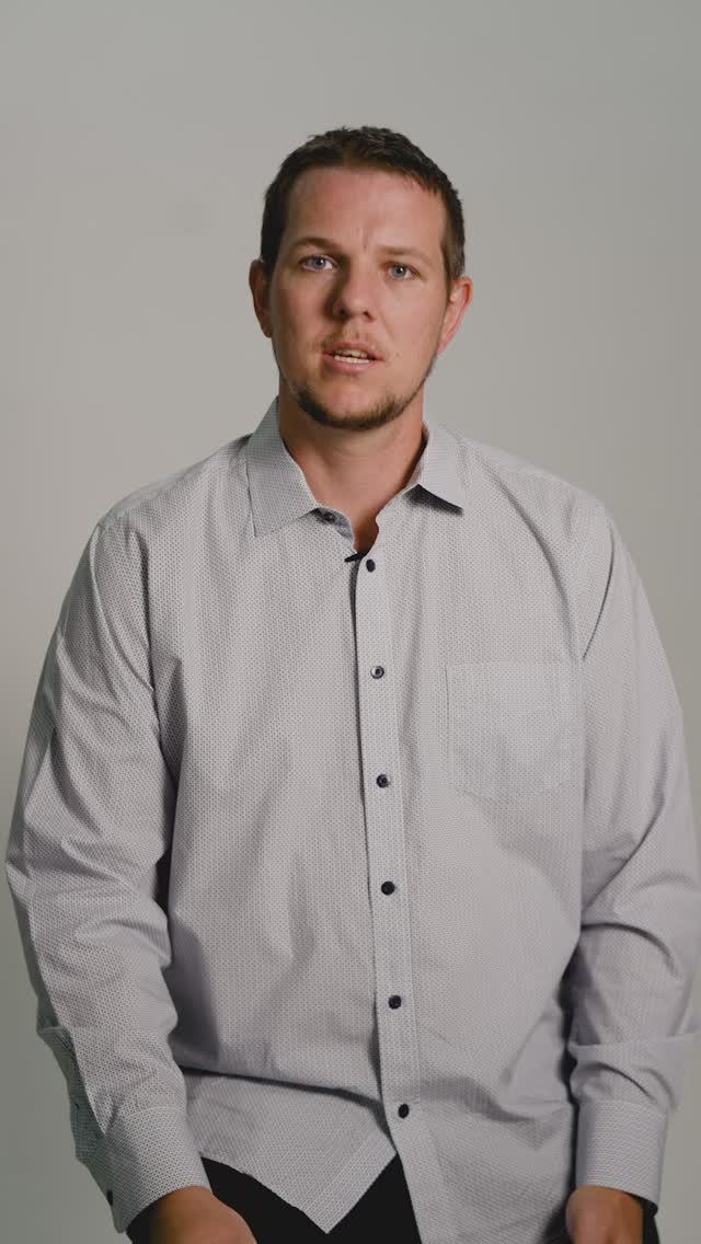 DIY or work with a professional for your video content? Of course we’re biased, but working with a pro is absolutely the better choice.
While it may seem like a cost savings to do it yourself, in the long run, it’s not the best option. Contact us to learn more about how we can help elevate your brand with video!
#creativeagency #videoproduction #videoproductioncompany #videomarketing #videomarketingtips #marketingtips #rhodeislandbusiness #bostonbusiness