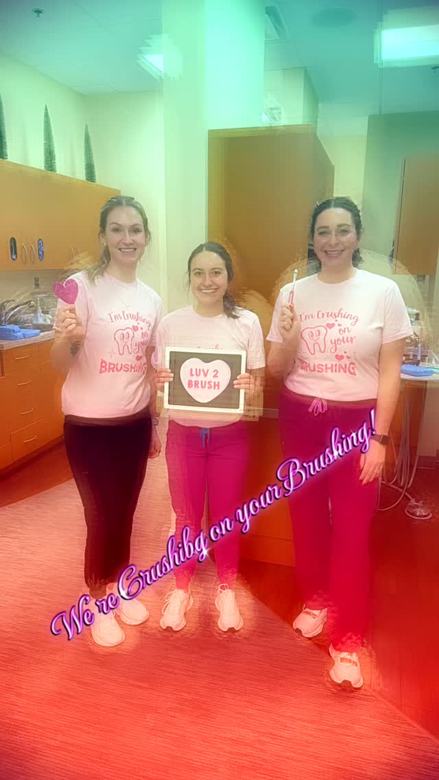 We’re Crushing on Your Brushing! Hope everyone is having an enjoyable Valentine’s Day (or at least a fabulous Friday) #freedomdentalteam #happyvalentinesday @freedomdds