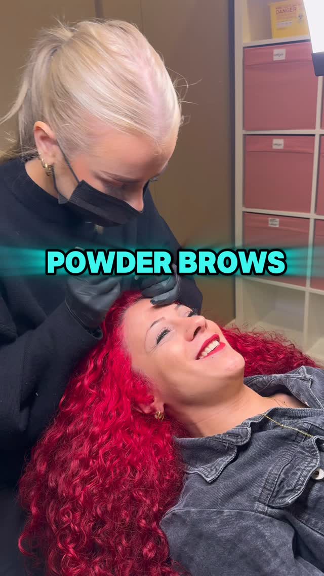 NU 20% KORTING 🌟
Elk moment van de dag perfecte wenkbrauwen❤️
OMBRE POWDER BROWS by Tara
✅Het resultaat na 1 behandeling
✅Eerst tekenen we de wenkbrauwen die passen bij de vorm van jouw gezicht en bespreken we uiteraard jouw wensen.
✅De kleur wordt gekozen die het best bij jou past. Tijdens de genezing zal de kleur lichter en natuurlijker worden.
✅Na 6 weken is de huid genezen en zie je het resultaat. Dan kom je ook terug voor een nabehandeling.
✅Het resultaat is 1,5 tot 3 jaar zichtbaar.
Wil jij ook Powder Brows? Je maakt een afspraak via www.thebrowboss.nl
* korting geldt tot eind februari
#powderbrows #brows #ombrebrows #pmu #thebrowboss #browshaping #wenkbrauwen