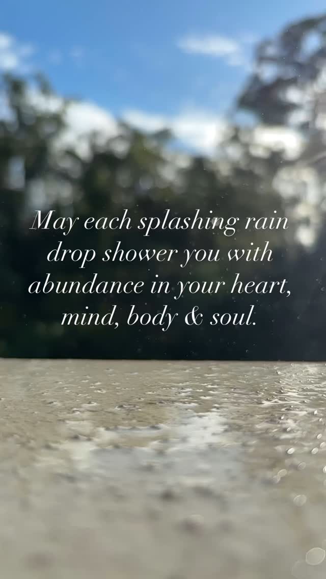 After the storm downpour, the raindrops slowly drop from above. How beautiful it looks as the setting sun makes droplets sparkle for us all.
May your heart, body, mind and soul be showered in light, luminous love 💫💓
#raindrops #splash #abundance #grateful #presence #pause #stillness #TaliJoy