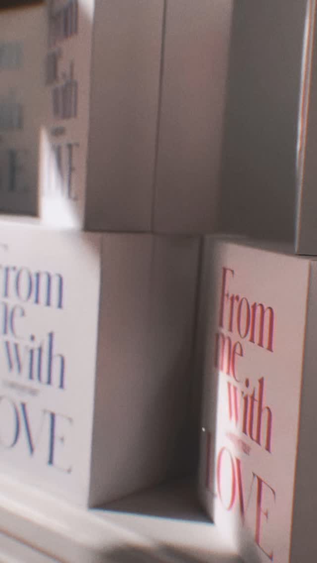 ❤️Joyeux Saint Valentin❤️ Journée d’amour pour chouchouter vos proches et quoi de mieux que des produits sains avec @labiosthetiquefrance_pro !
#coiffeurparis #hairgoals #hairtransformation #coiffure #coiffeur #soincapillaire #saintvalentin #valentinesday