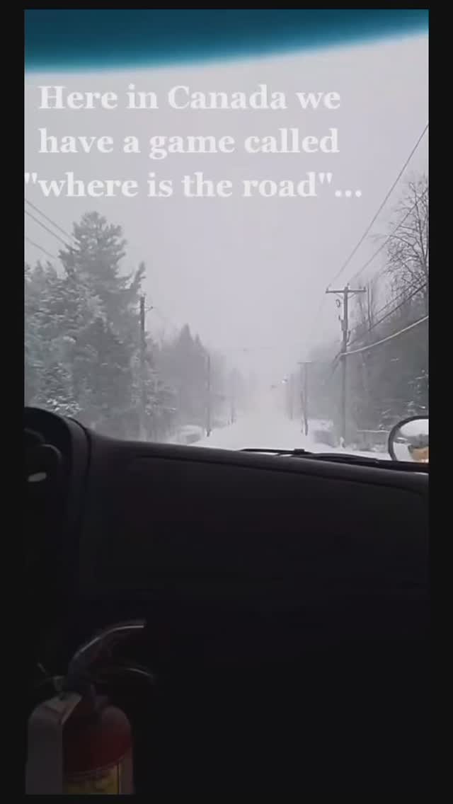 En ce journée de tempête, on vous repartage une vidéo souvenir de l’hiver 2021, d’une petite ride en bus d’environ 25 minutes, sans fenêtre dans tout le bus et sans banc pour Jess ❄️🤣🫣
Where is the road huh? 🤣🤔🫣
#canadianwinter #wintersoldier #winterstorm #canadianbuslife #fyp #thisiscanada #canadaswonderland