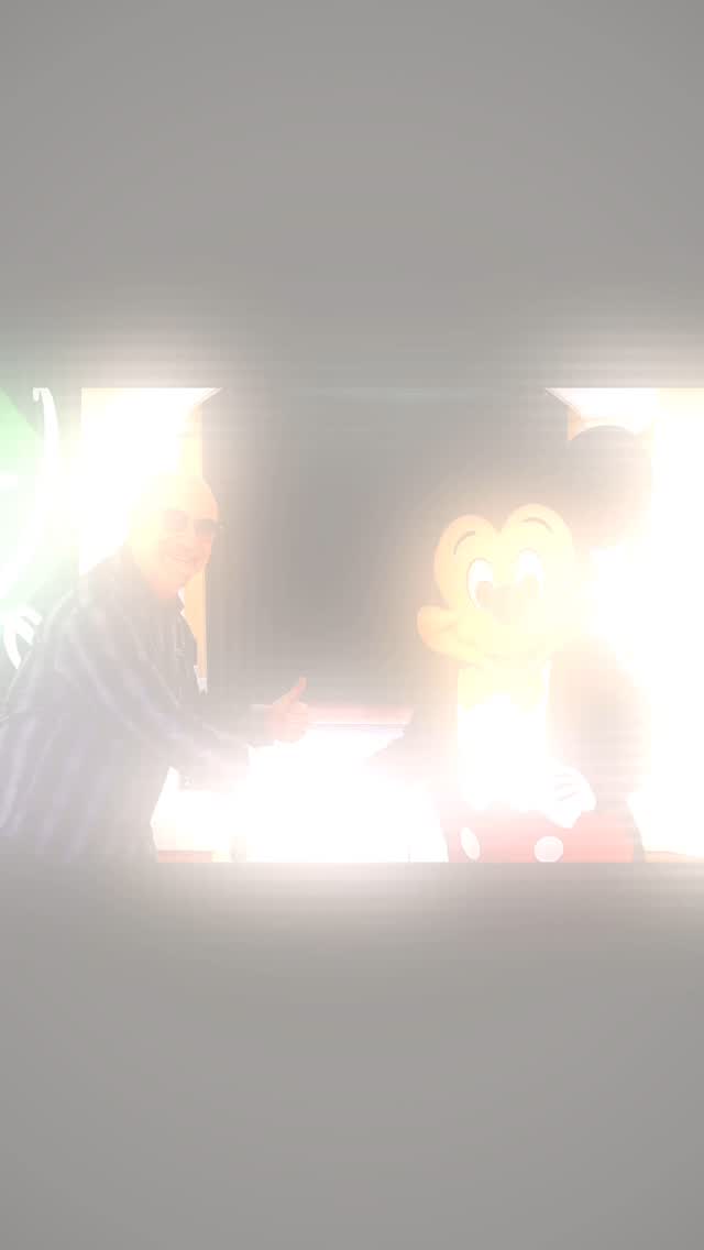 Always good to see the big cheese! www.WDWithMe.com #waltdisneyworld #disney #imagineering #imagineer