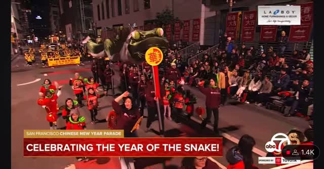 🔥 What an EPIC performance by Tat Wong Kung Fu Academy at the SF Chinese New Year Parade! 🏮🐉 Huge shoutout to all the students who put in the hard work and dedication, and a massive THANK YOU to the parents and volunteers who made it all possible! 💪👏 Your energy, skill, and spirit brought the celebration to life! 🎆🏆 Wishing everyone a powerful and prosperous Year of the Snake! 🧧🐍 #KungFu #ChineseNewYear #MartialArts #TatWongKungFu #OneTribeMartialArts #CNYParade #Teamwork #Respect #Tradition
.
.
.
#KungFu #ChineseNewYear #MartialArts #choylayfut #TatWongKungFu #OneTribeMartialArts