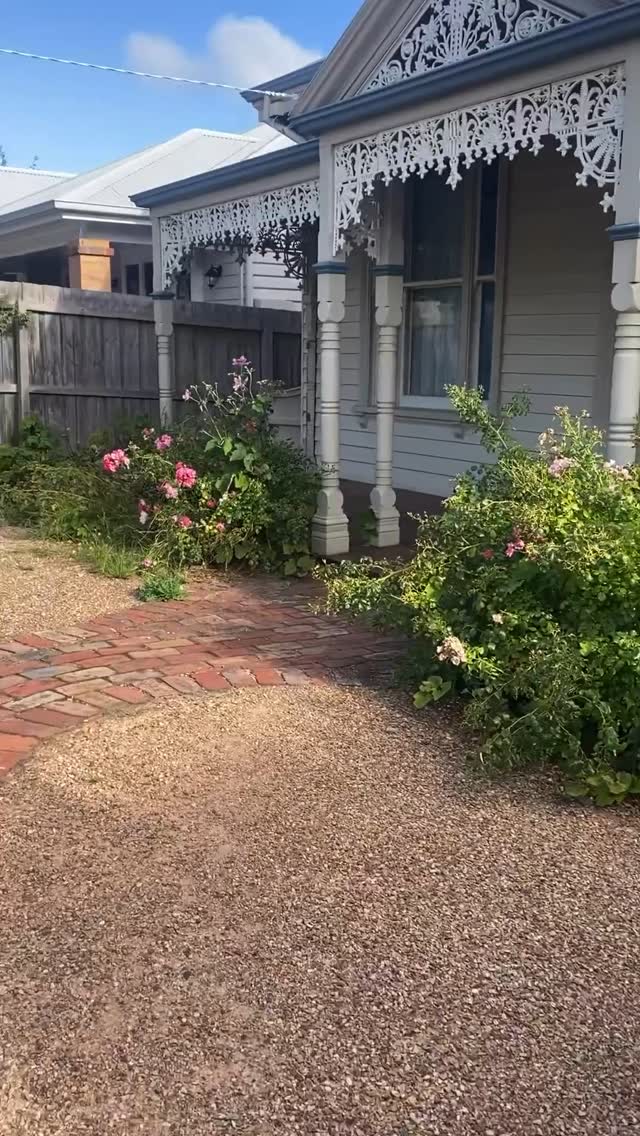 Wondering what the space looks like when you book a consultation, take a look at Wanalta Health. #psychology #privatepractice #psychologyassessment #learningdifferences