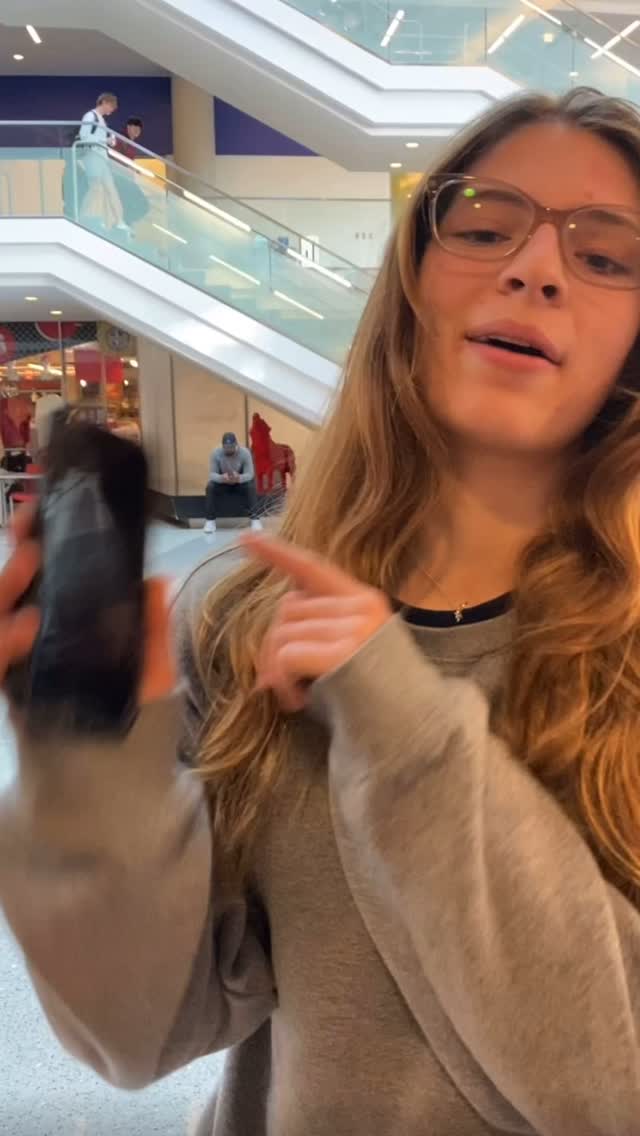 Life moves fast, and we don’t always take the time to say what truly matters
We challenge you- call someone you’ve fallen out of touch with and tell them you appreciate them
A simple message, a call, a moment of gratitude- it could mean the world to someone.
🏔️
🏔️
🏔️
🏔️
🏔️
#gratitude #kindness #positivity #actsofkindness #challenge #wellbeing #discomfortzone #discomfortclub #ncstate #ncsu #ncstateoncampus #studentlife #college #collegelife #growth #community #raleighnc