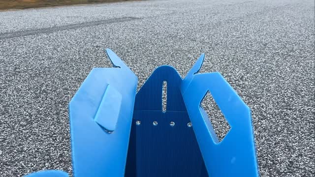 Released! After two weeks in care, this crow has been returned to his murder. After having been found stuck in a fence, he was taken in at WERC. He responded well to our treatment and we were happy to get him back to his family sooner than later!
#werc #wildlife #bayarea #crow #corvid