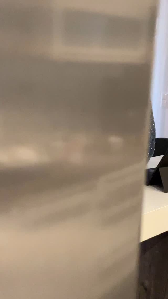 Eine schöne Website allein reicht nicht aus.
Wirklich erfolgreich wird sie erst, wenn sie deine Zielgruppe begeistert und in Kunden verwandelt. 💸
Das Geheimnis einer erfolgreichen Website?
🔍 Klare Struktur & Nutzerführung: Damit sich deine Besucher sofort zurechtfinden und genau wissen, was sie als Nächstes tun sollen.
🎯 Strategische Call-to-Actions: Um zielgerichtet Anfragen oder Verkäufe zu generieren.
📱 Mobile Optimierung: Über 70% surfen mobil – ich sorge dafür, dass deine Website auf jedem Gerät überzeugt.
💬 Emotionale Ansprache: Texte und Bilder, die nicht nur informieren, sondern auch berühren und Vertrauen aufbauen.
Warum das wichtig ist?
Eine strategisch durchdachte Website ist dein wichtigstes Marketing-Tool. Sie arbeitet rund um die Uhr für dich und bringt Kundenanfragen, Verkäufe und Sichtbarkeit – auch, wenn du gerade nicht online bist.
Und genau dabei unterstütze ich dich!
Mit individuellen Designs, die nicht nur schön aussehen, sondern auch konvertieren.
❓ Willst du wissen, wie auch deine Website mehr Anfragen und Verkäufe generieren kann?
💬 Kommentiere ‚WEBSITE‘ und ich schicke dir den Link für ein unverbindliches Erstgespräch, wo wir all deine Fragen klären können!
#webdesignmitstrategie #websiteerstellen #kundenanfragen #conversionoptimierung
#onlinemarketing #webdesignerin #wixwebsite #businesswachstum #sichtbarkeit
#kundenakquise