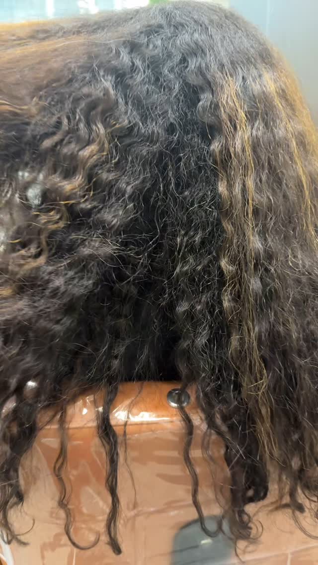 After a MHG Curl Experience a question I always get is: How often should I be getting a haircut? The answer: I’d love to see my clients every 10-12 weeks. Why? Even if the goal is to grow your hair we still want to maintain health and a check in to make sure you are getting closer/ maintaining your #hairgoals 🥰🤍