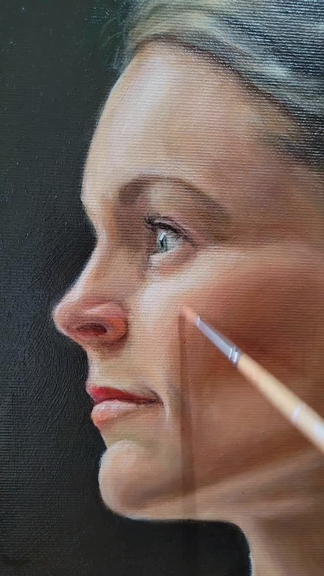 Final touches on this portrait painting ✨️
****
New to my page? Welcome!
I’m Sarah, a portrait artist devoted to the beauty of classical art. I create custom, hand-painted portraits that add a timeless elegance to any space. If you’re looking to bring a unique, personal touch to your home, contact me to order your own painting.
#ClassicalPortraiture #TraditionalArt #OldMastersArt #TimelessArt #TimelessBeauty