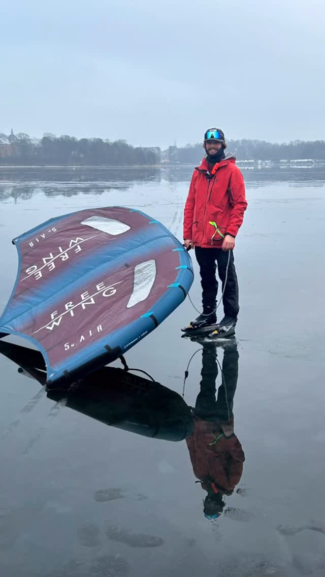 Ice wing lesson on wild ice
I love seeing people learn to move with the wind. After years of living with the elements, I’ve found no faster way to learn to move with the speed and movement of the wind.
Come ride with us next Saturday, 15:00-17:00! Send me a message or drop a comment if you’re in.
#wildice #wildiceskating #icewing #icesailing @freewing.world @surfspot_sweden