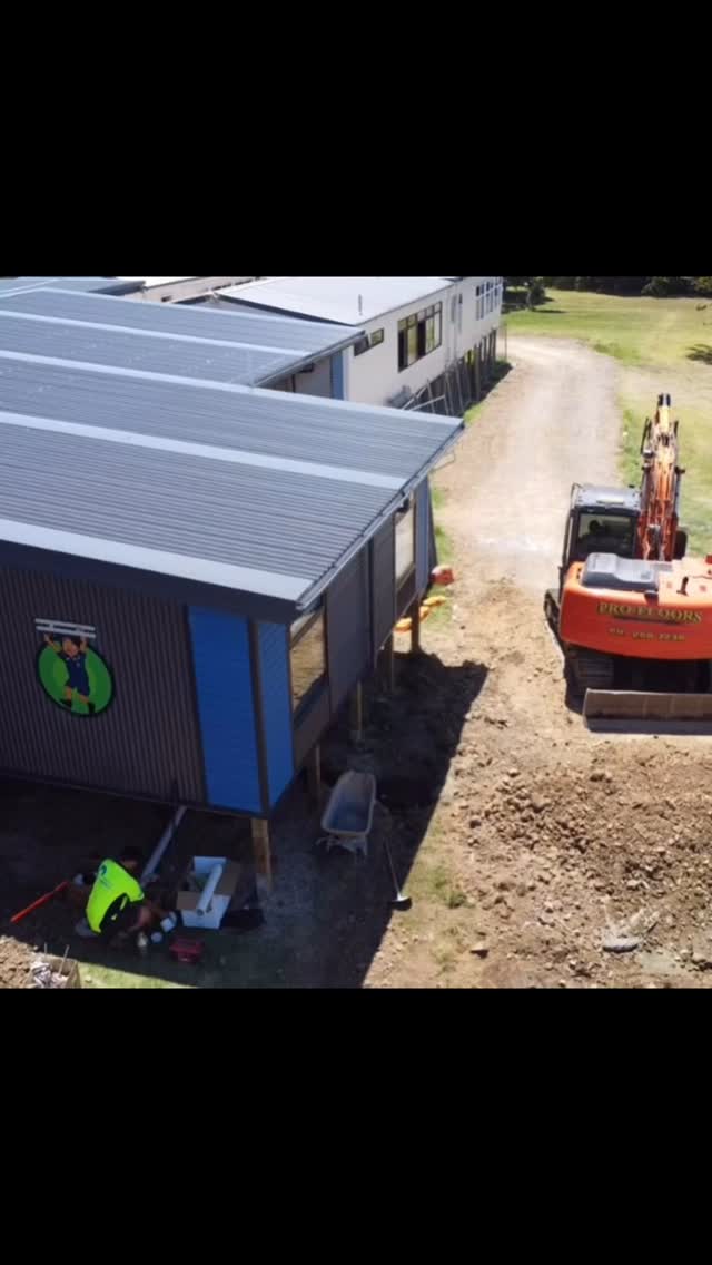 Project: Chapel Downs Classroom Relocation
Relocation of 12 existing classrooms from one area of the school to another. Our scope consisted of running new stormwater, sewer and water main lines to get them back up and running. Finishing the final pieces, lead out from our side by @cardiffcarlton
#drainage #pumpedupplumbing