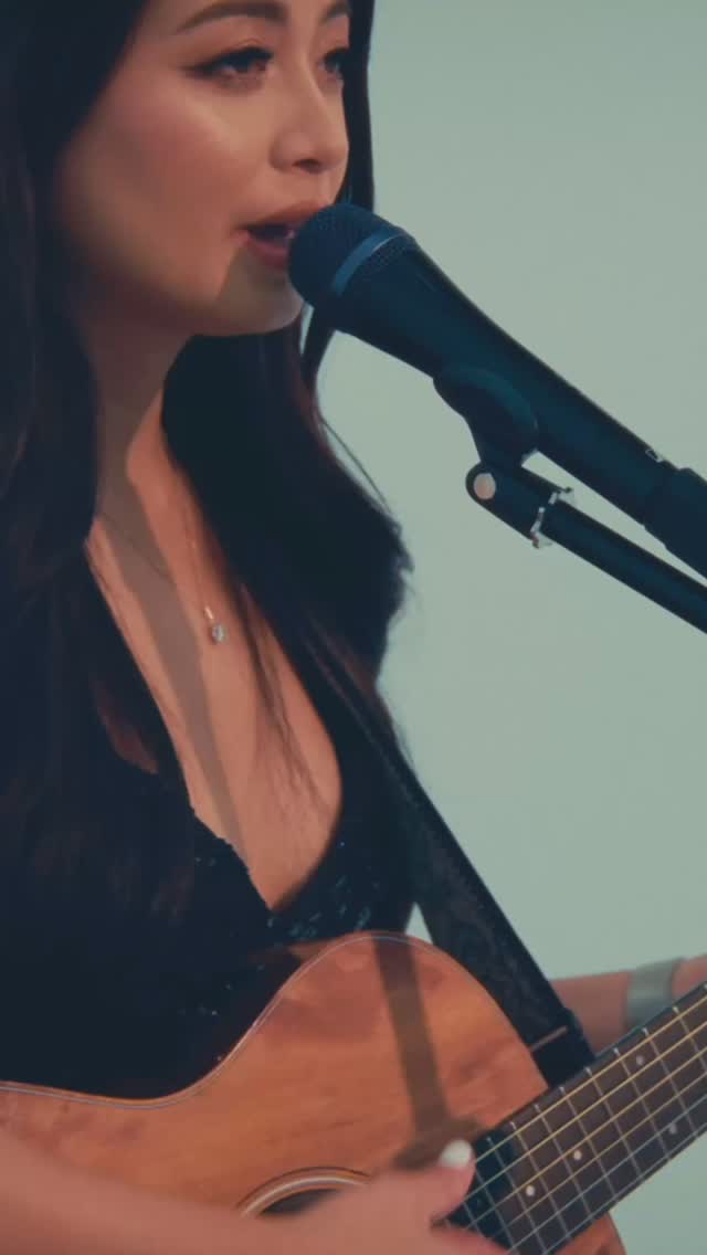 The right song can turn a moment into a memory that lasts forever. 💍✨ Here’s a little snippet of Runaway—just one of the many songs I love bringing to life at weddings. Imagine this as your aisle walk, first dance, or a special moment on your big day! 🎶💙
Looking for live music for your wedding? Let’s make it unforgettable! 🎤🎸
www.febreymusic.com
#perthlivemusic #perthacousticmusic #perthacousticmusicians
#PerthEventSinger #febreymusic
#perthweddingsingers #PerthWeddingSinger #PerthWeddings #perthbrides #perthluxuryweddings #perthsingers #perthmusicscene
#PerthEventSingers #perthluxuryevents
#PerthWeddingEntertainment #perthlife #perthmusic #perthweddingsupplier #perthentertainment #perthsinger #perthweddings #perthweddingvenue #perthweddingvenues #perthweddingideas #pertheventplanners