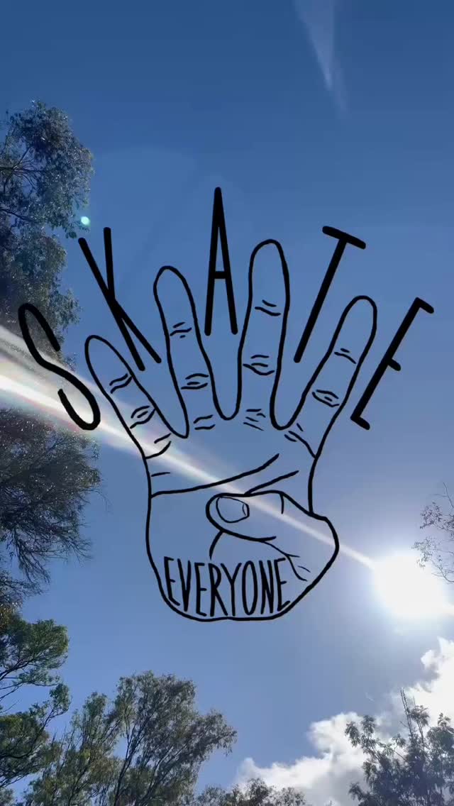 Powerful girls skate class ✨🔥
.
.
.
.
.
Edição: @geovanelemos