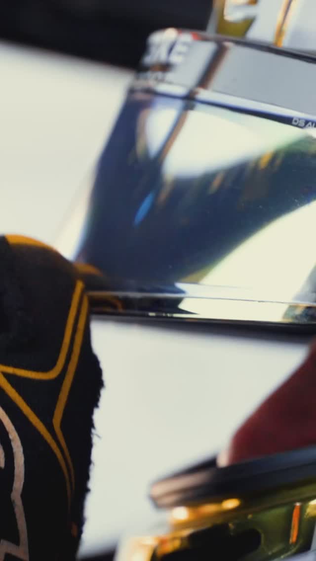 Une année 2024 pleine de surprises ! 🌍✨ Des quatre continents pour la Formule E ⚡🏎️ au mythique 24 Heures de Spa 🏁⏱️, en passant par les garages de prestige suisses 🏆🚘, nous avons vécu des moments incroyables.
Voici un court résumé 🎬🚀🔥
#motorsport #racinglife #formulae #wec #24hspa #francorchamps #supercars #passionautomobile #automotive #behindthescenes #racecar