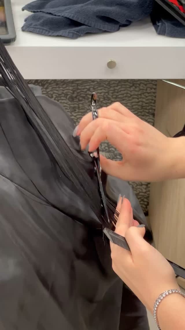 Layer hair cut💇🏻