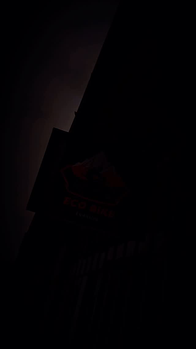 #ecobikeevasion #talaria #talariasting #motoeletrica #surron #surronlightbee #surronultrabee #location #balade #randonnée #montagne #montagna #electronics #bikelife #annemasse #hautesavoie #annecy #lacannecy #geneve🇨🇭 #suisse🇨🇭 #france🇫🇷 #bike #becane #deltamics #motogirl