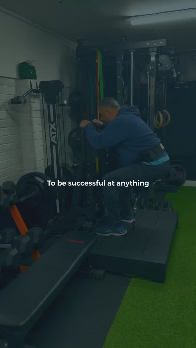 Anyone can do this! 💪🏽🔥
You don’t have to be a fitness freak,
You don’t have to be fast or strong to start
You don’t need to be young (if you’re older you actually need it more!)
In fact, you don’t need any experience at all…
You’ve just gotta want to do it!
You need to be ready to start,
You need to be ready to be coached
And you need to create that belief in yourself.
Results don’t come overnight but with consistency…
You.will.succeed 🚀
Want to make 2025 your year of massive change?! We provide 1:1 personal training & nutrition for adults and kids.
📍Gravesend
💌 Send us a DM with queries or to book a free consultation
📲 Tap link in bio to find out more about our services
#personaltraining #gravesendpt #ptgravesend #personaltrainergravesend #gravesendpersonaltrainer #gravesendfitness #gravesendbusiness #gravesendweightloss #kentfitness #fitness #gym #workoutmotivation #motivation #mondaymotivation #workout #exercise #strengthtraining #strengthandconditioning #instafit #instafitnesss #strong #getstrong #weightlifting #l4l #weightlossmotivation #healthyhabits #healthylifestyle